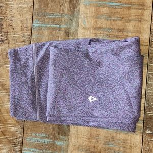 Ivivva leggings 25" seam